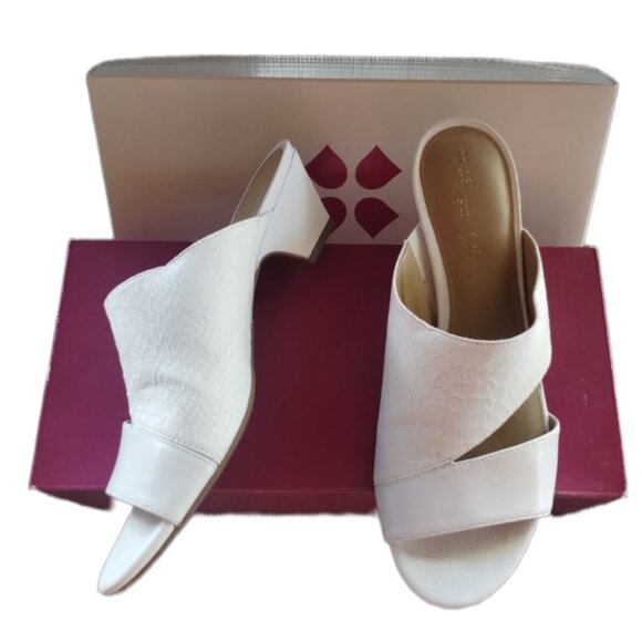 Naturalizer N5 Comfort White Leather Slide Heels Size 7 - Picture 3 of 3